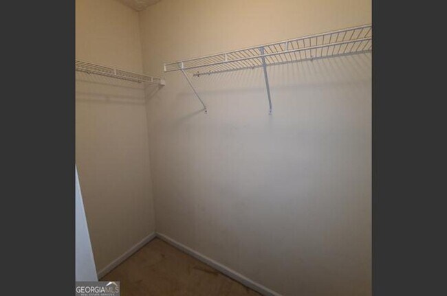 Foto del edificio - 2103 Grove Way