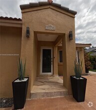 Building Photo - 11232 SW 159th Pl