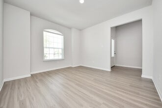 Building Photo - 3113 Foresail Ln