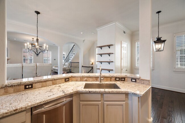 Foto del edificio - 710 Jackson Hill St