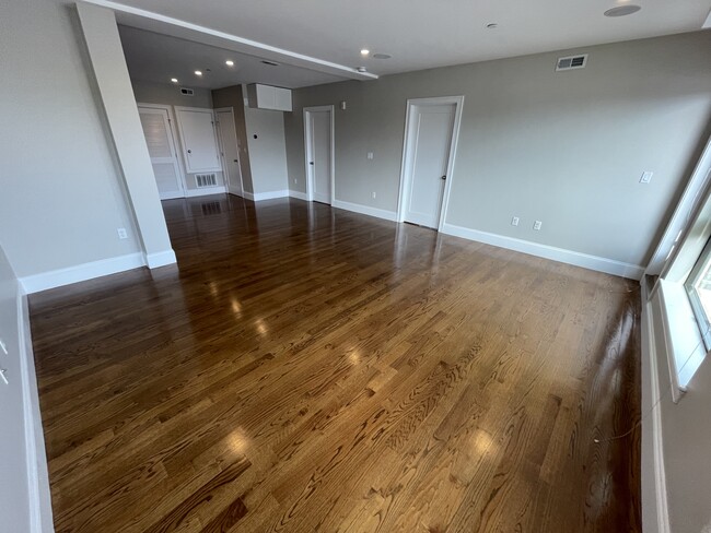 Foto del edificio - 263 W 2nd St