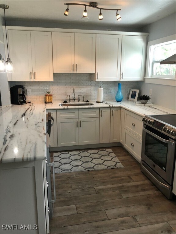 Building Photo - 981 8th Terrace N