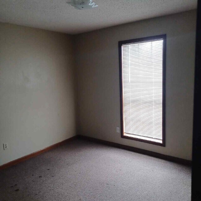 Building Photo - 3014 Paul Ave