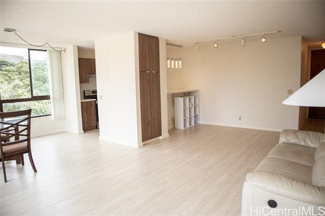 Building Photo - 55 S Judd St