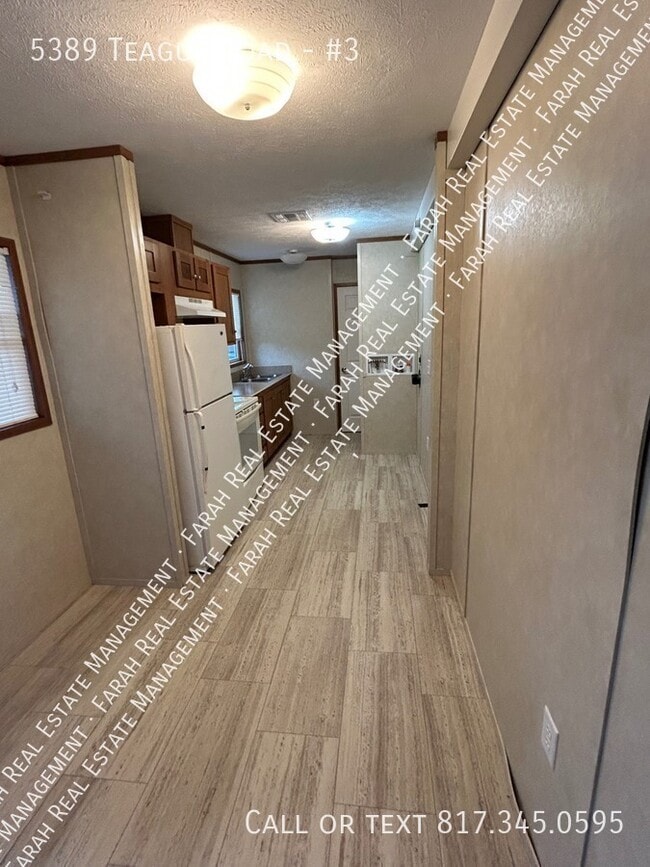 Foto del edificio - 5389 Teague Rd