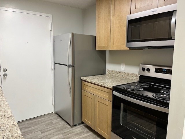 Foto del edificio - 9 Village Hill Ln