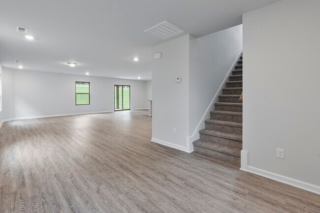 Building Photo - 14652 Ravenel Dr