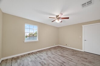 Building Photo - 15423 S Brentwood St