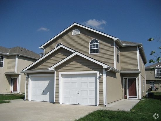 Building Photo - 1645 SW Shelby Dr