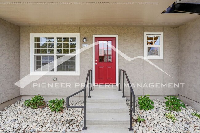 Foto del edificio - 2301 E Fremont Ave