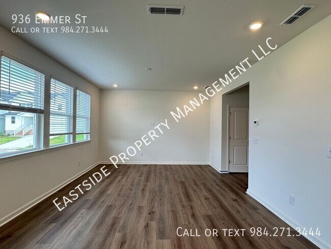 Foto del edificio - 936 Emmer St