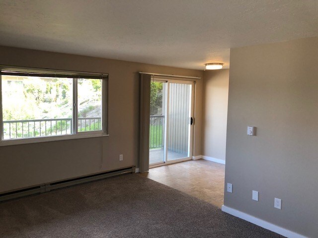 Building Photo - Apartment in Queen Anne