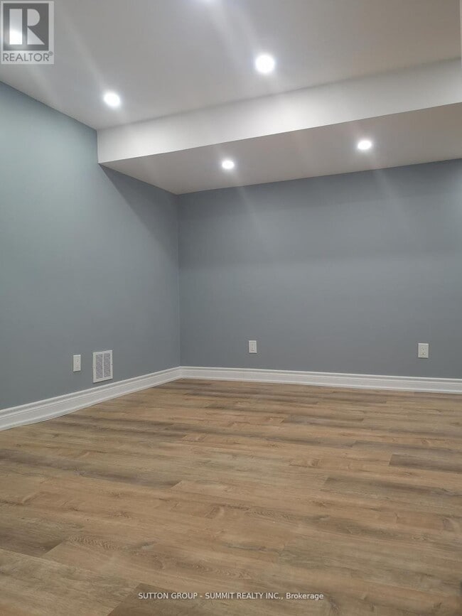 Building Photo - 46 Sharon Ct