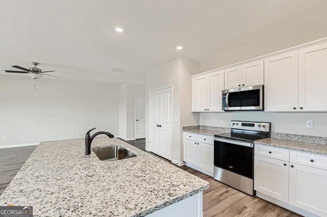 Building Photo - 959 Minden Terrace