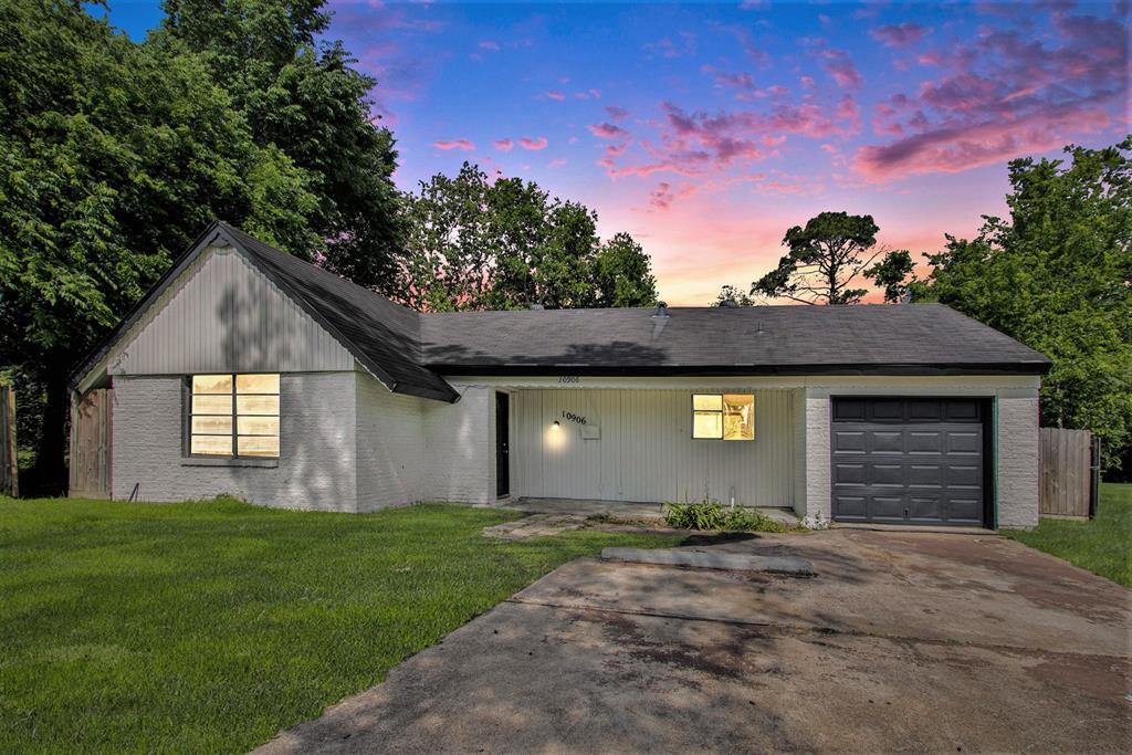 Foto principal - 10906 Panay Dr