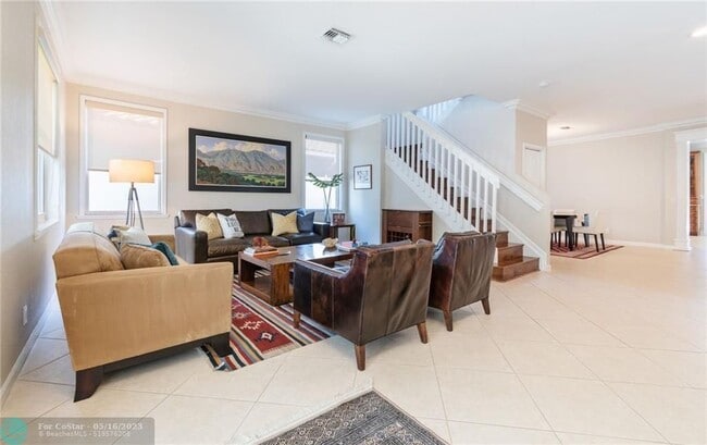 Building Photo - 2083 Quail Roost Dr
