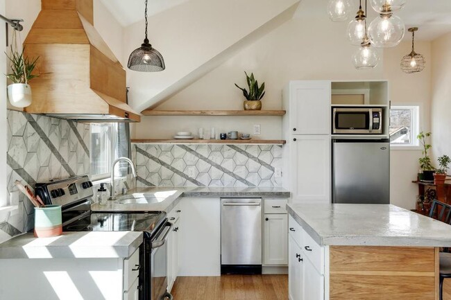 Kitchen 1 - 1167 Sherburne Ave