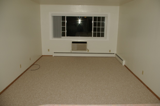 Living Room - Oak Terrace Apartments