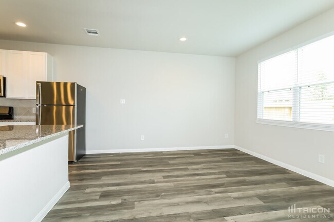 Building Photo - 3465 Wooded Ln