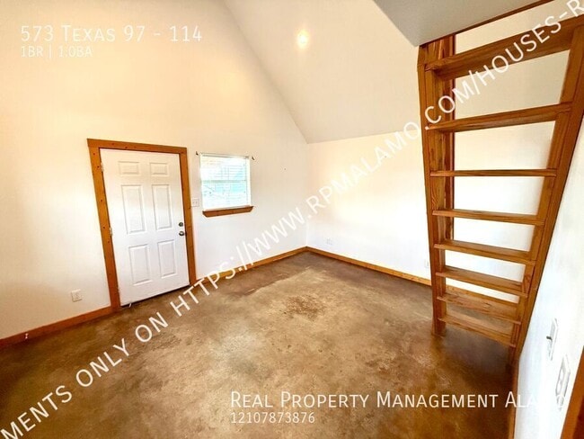 Building Photo - 573 Texas 97-114