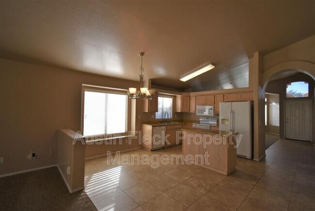 Foto del edificio - 4900 W Harrison St