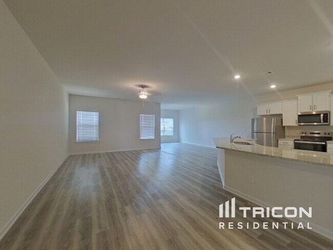 Building Photo - 1017 Claas Wy