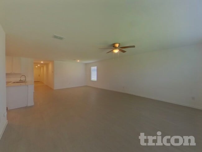 Foto del edificio - 1632 Baugh St