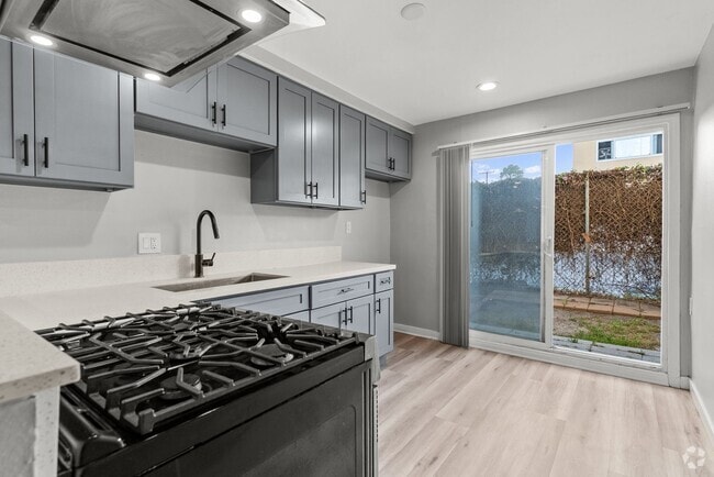Building Photo - 10442 Lampson Ave