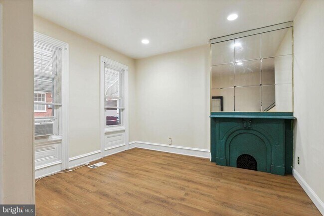 Foto del edificio - 1723 Willington St