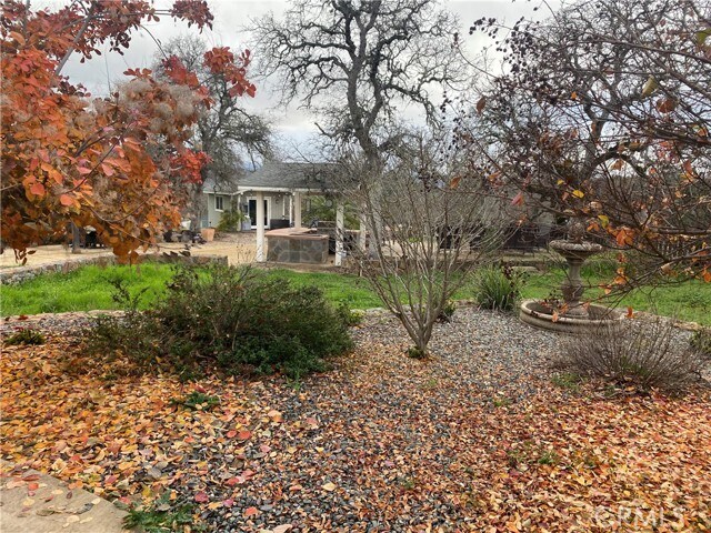 Foto del edificio - 21126 Yankee Valley Rd