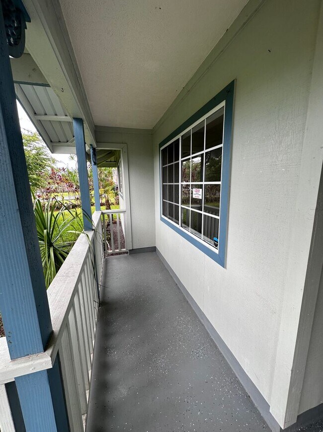 Foto del edificio - 3/2 Luxury Vinal Plank Throughout & Pet Fr...