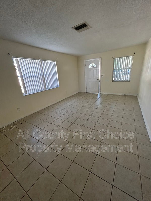 Photo - 928 Lake Palms Dr Apartment