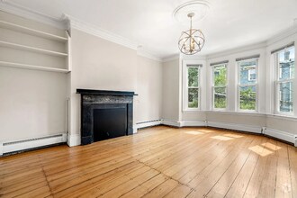 Building Photo - 82 Webster St