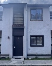 Building Photo - 205 Eden Ln
