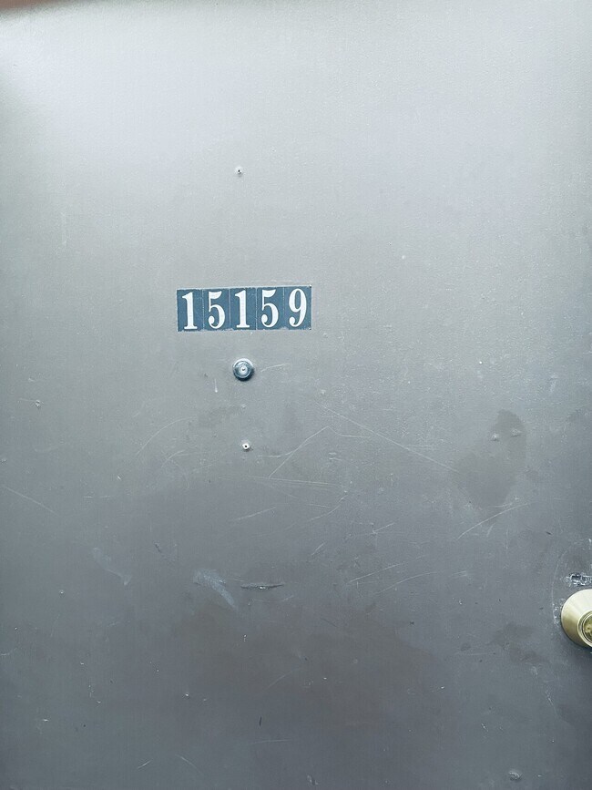 Foto del edificio - 15159 W San Joaquin