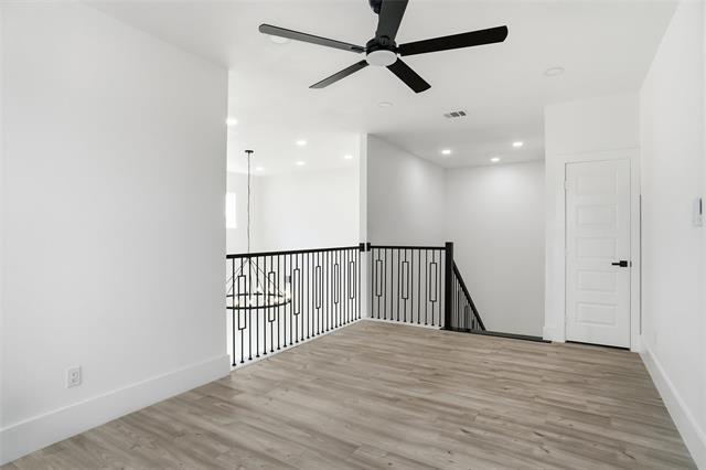 Foto del edificio - 118 Willow Ln