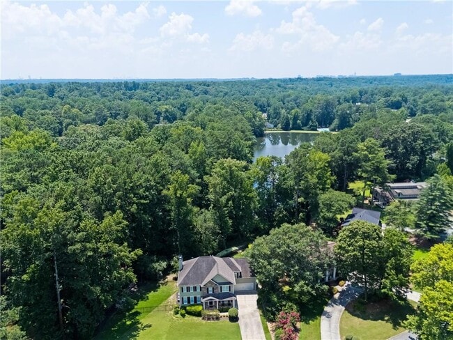 Building Photo - 4332 Cove Way Dr NE