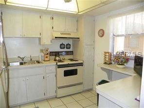 Building Photo - 1540 Glen Oaks Dr E