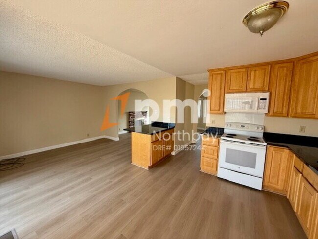 Foto del edificio - 2884 Sequoia Pl