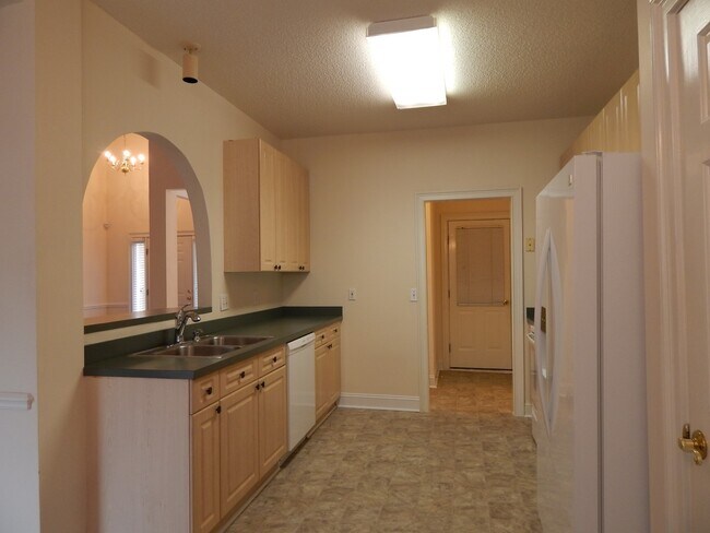 Foto del edificio - 2109 Elderberry Dr