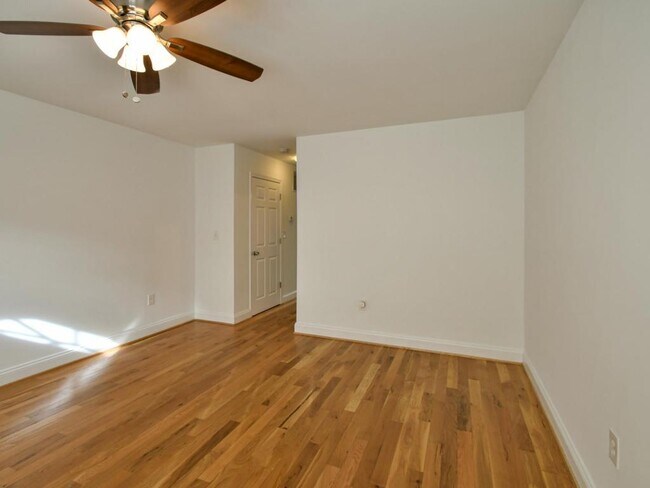 Foto del edificio - 1319 Belmont Street NW