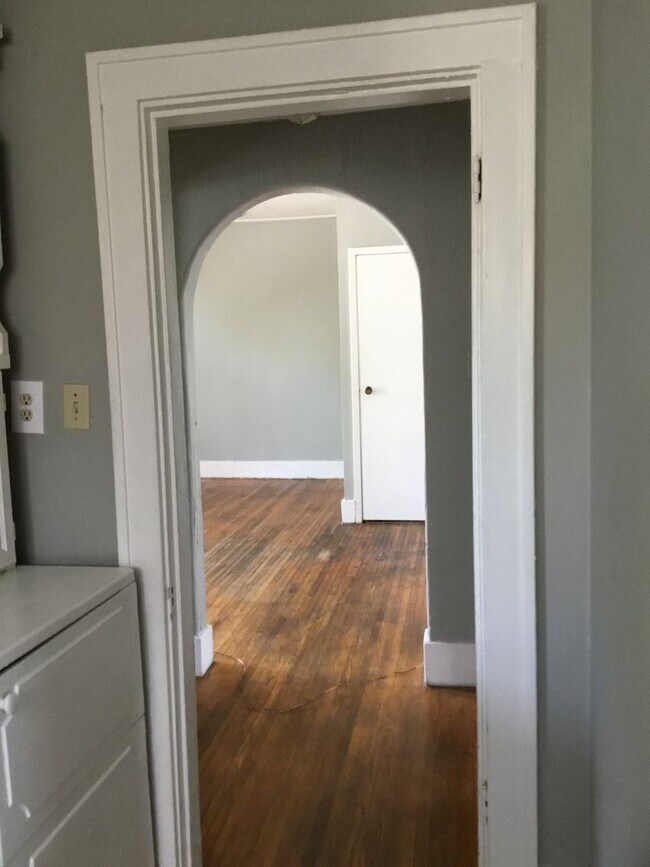 Photo - 620-622 South 10th Street Apartment