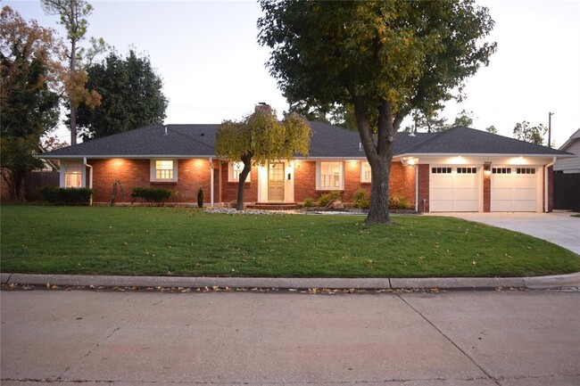 Building Photo - 1606 Glenbrook Terrace