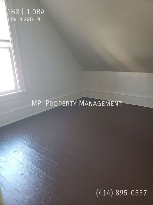 Foto del edificio - 3306 N 24th Pl