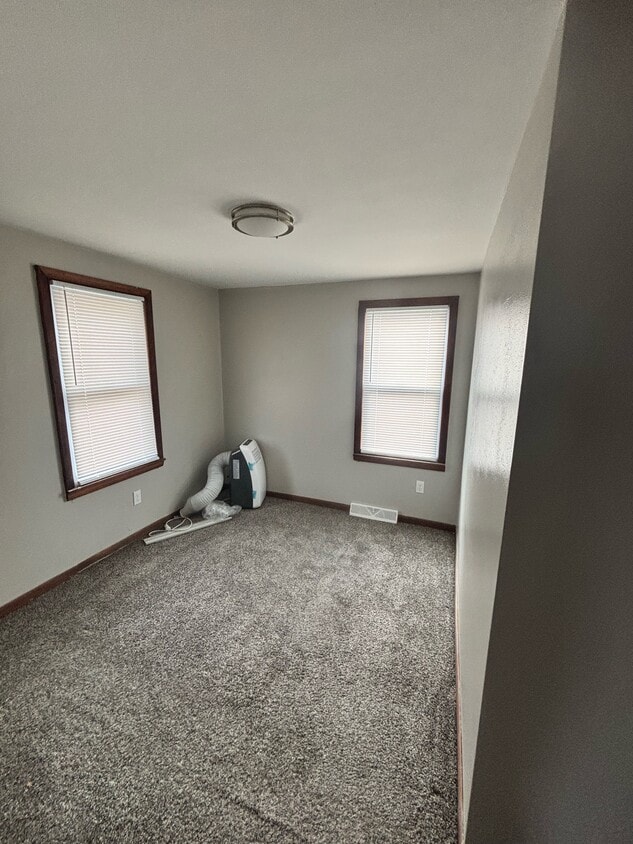 Foto principal - 620 Hemenway Pl