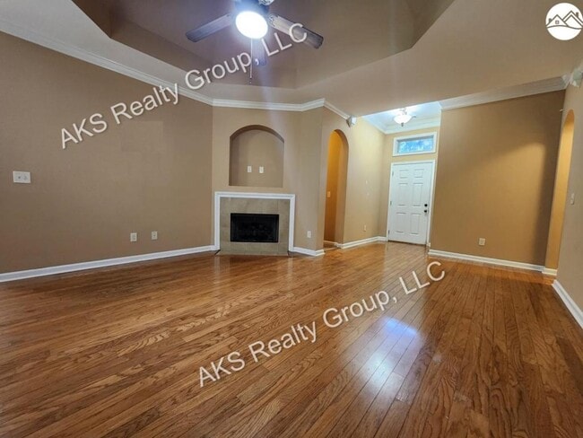 Building Photo - 5020 Melrose Way
