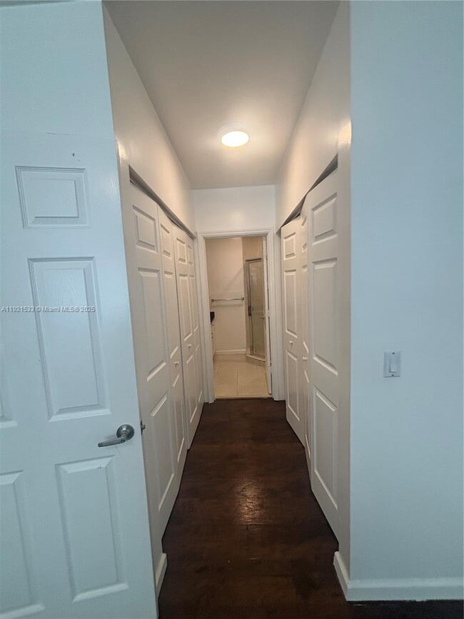 Building Photo - 820 NW 2nd Ave