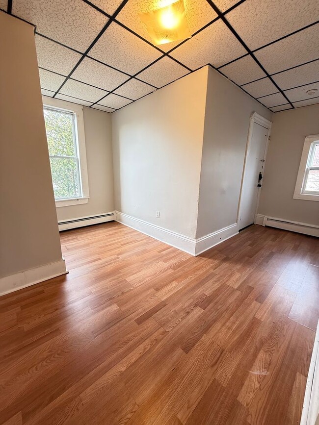 Foto del edificio - 72 Broadway