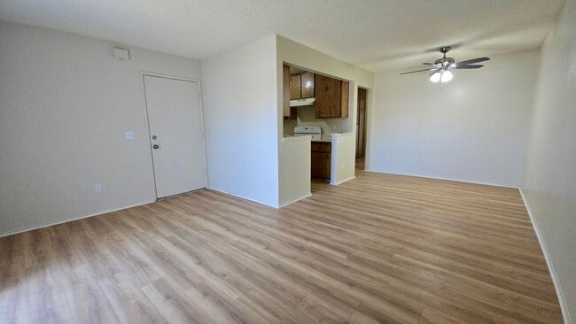 Photo - 5906 Challen Ave Apartment