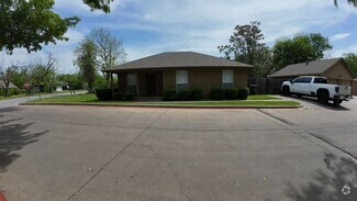 Building Photo - 625 Woodard Ave